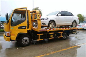 龙湾附近拖车救援24小时服务热线